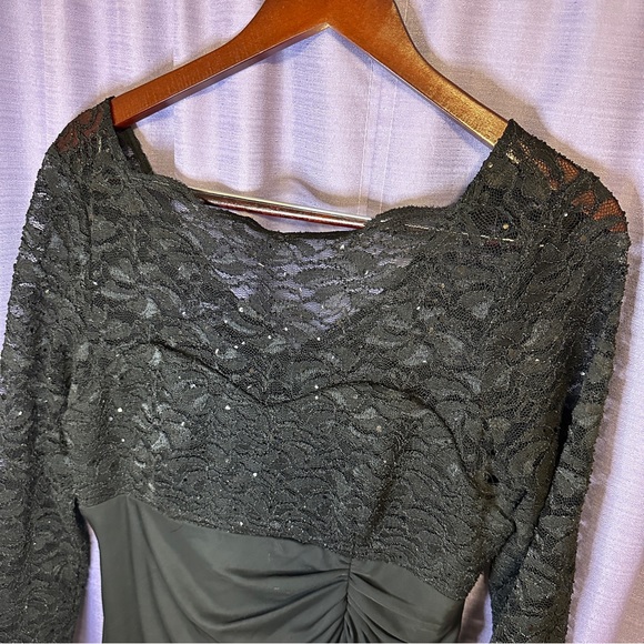 ONYX Nite Long Black Dress Lace & Sequins - Picture 3 of 6